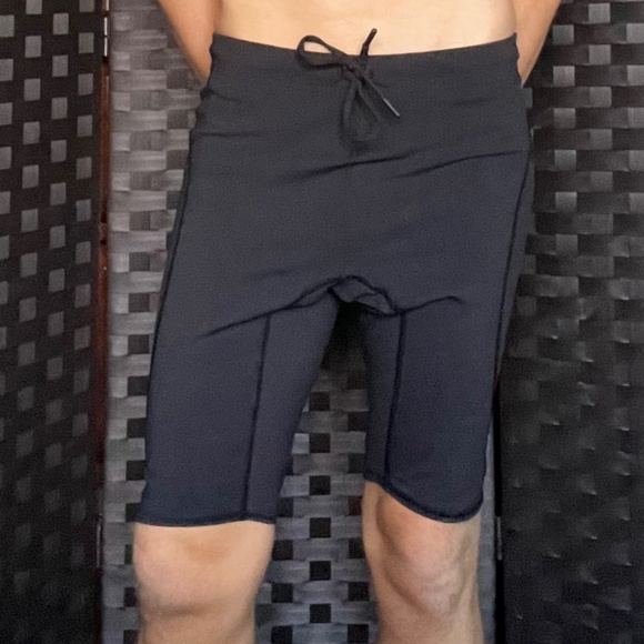 Men’s Lululemon Athletica ‘Tight Stuff’ Short in Black - Size Large, Brand NWOT